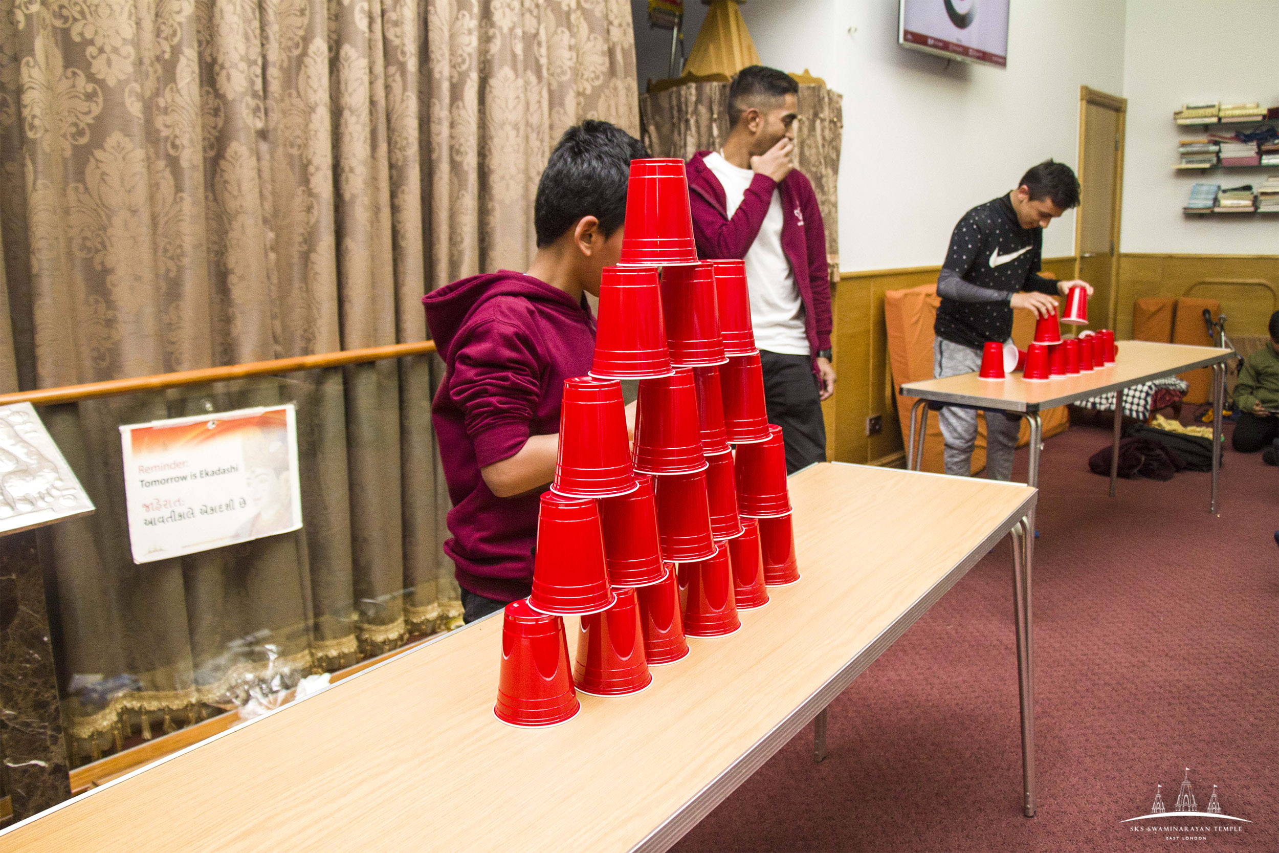 ©1987-2017 SKS Swaminarayan Temple East London